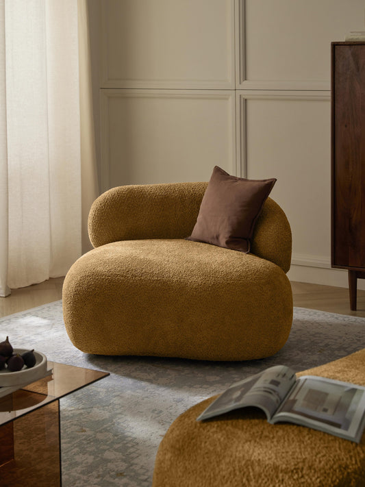 Albrizza Lounge Chair in Teddy Bouclé