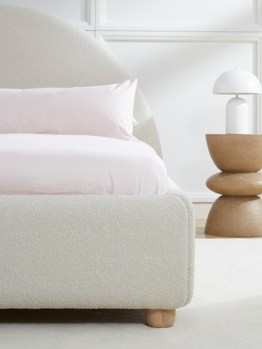 Ebbaluce Upholstered Bed in Teddy