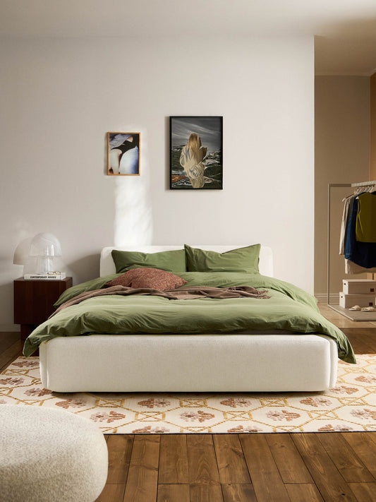 Melvasso Bed, Upholstered