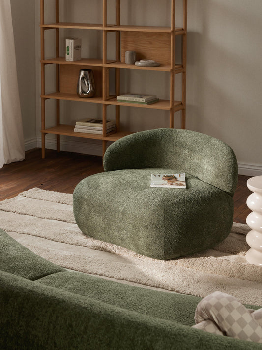 Albrizza Lounge Chair in Teddy Bouclé