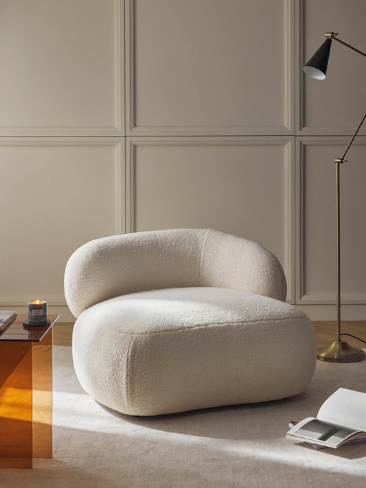Albrizza Lounge Chair in Teddy Fur