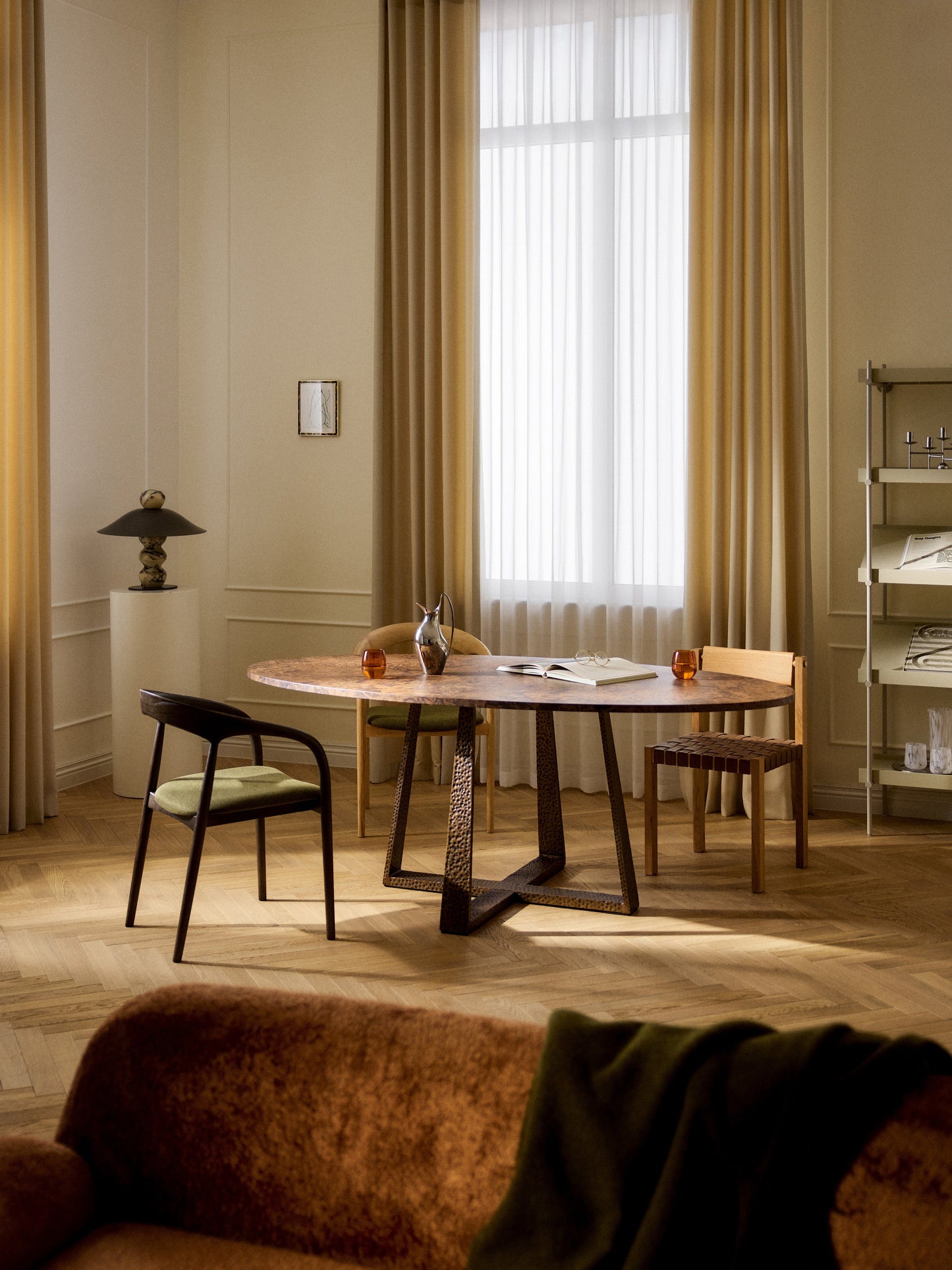 Amelduna Dining Table, Oval, in Various Sizes