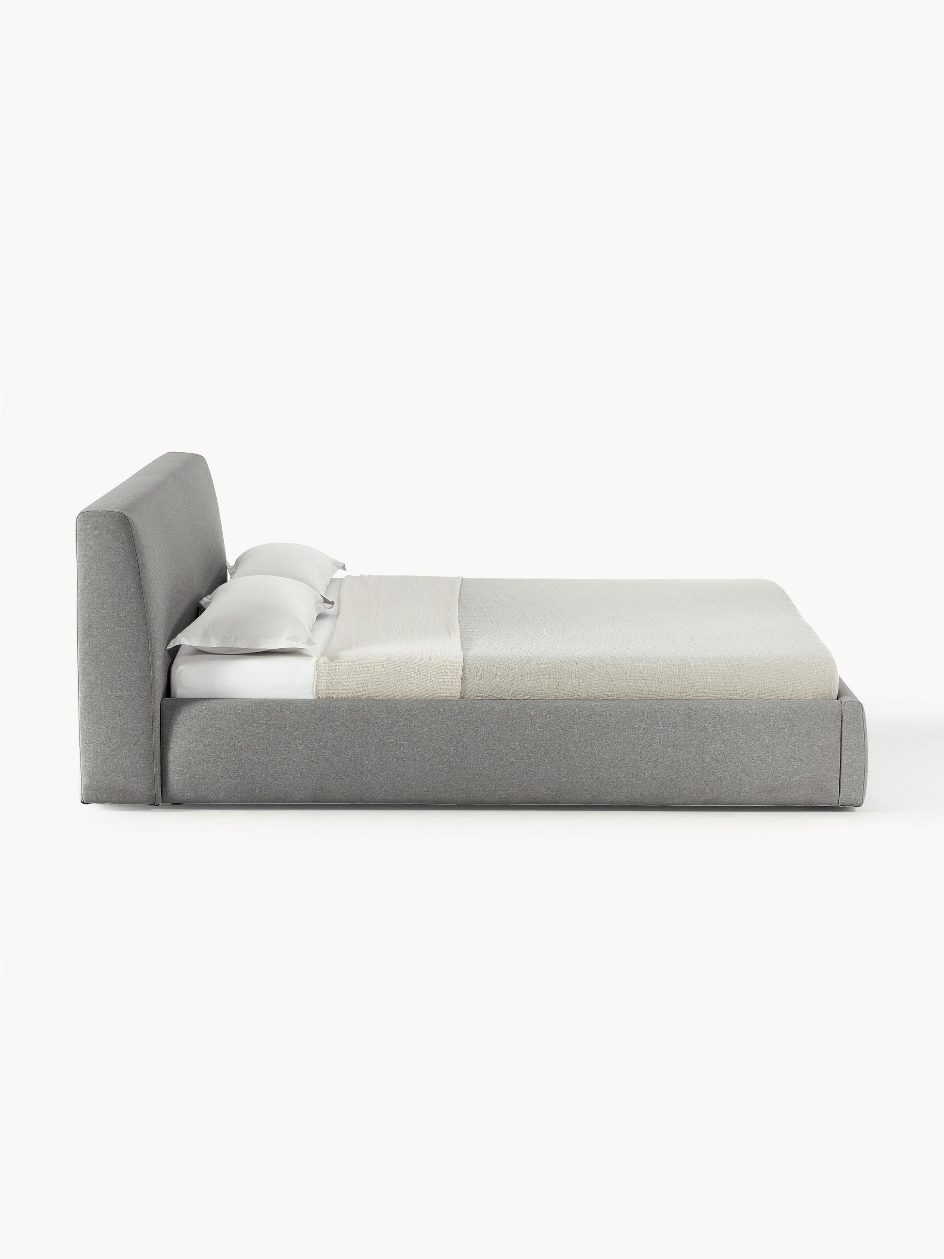 Clovinta Bed, Upholstered