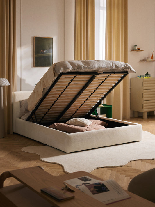 Clovinta Upholstered Storage Bed