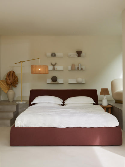 Clovinta Upholstered Storage Bed