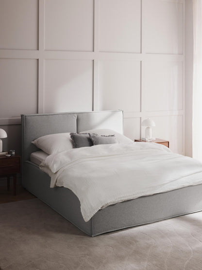 Drenalto Upholstered Bed