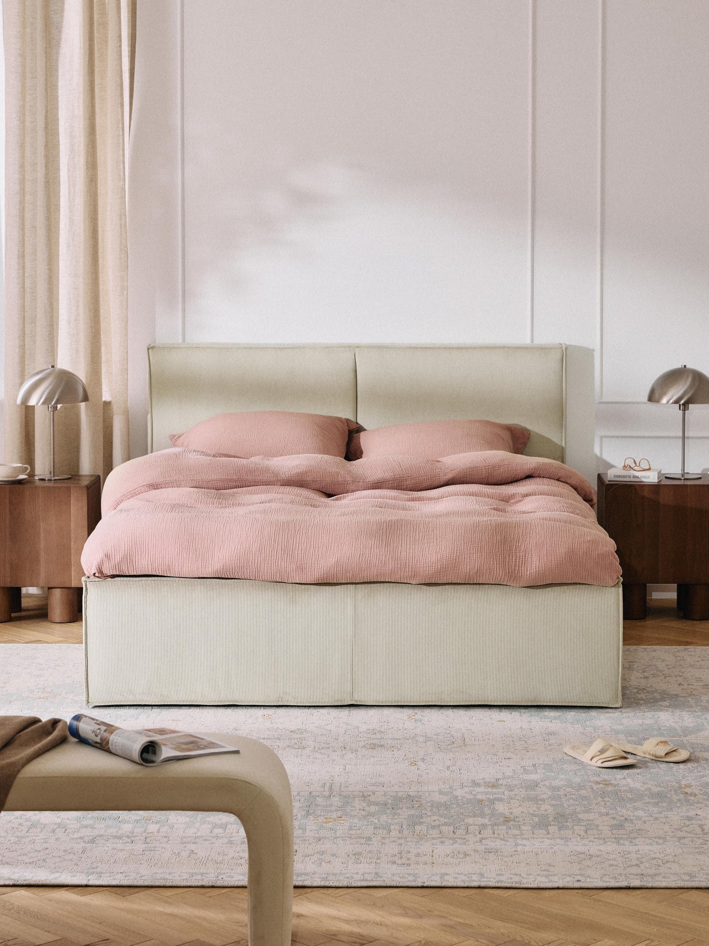 Drenalto Upholstered Bed in Corduroy