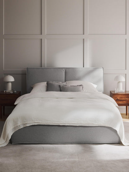 Drenalto Upholstered Storage Bed