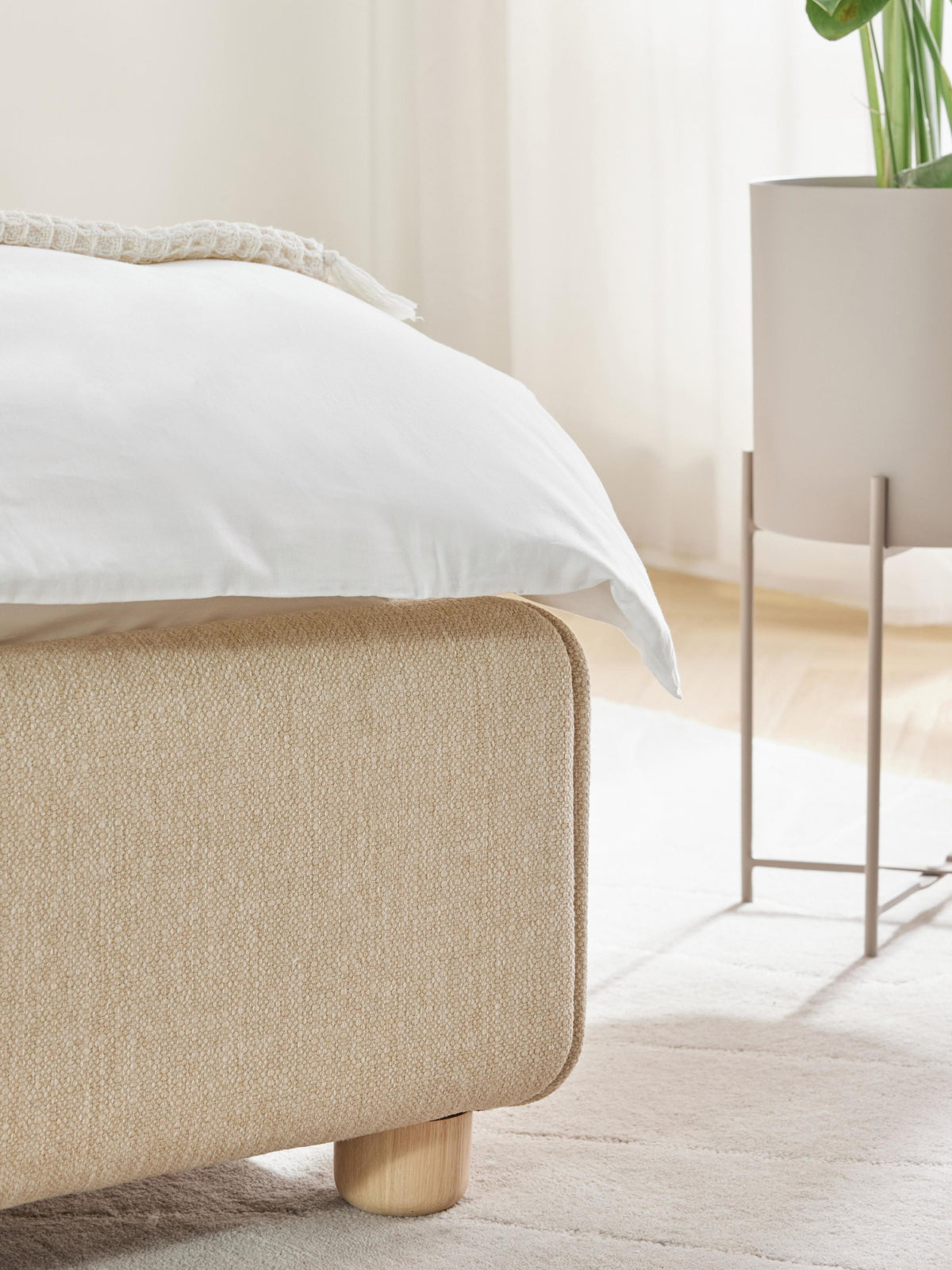 Ebbaluce Upholstered Bed