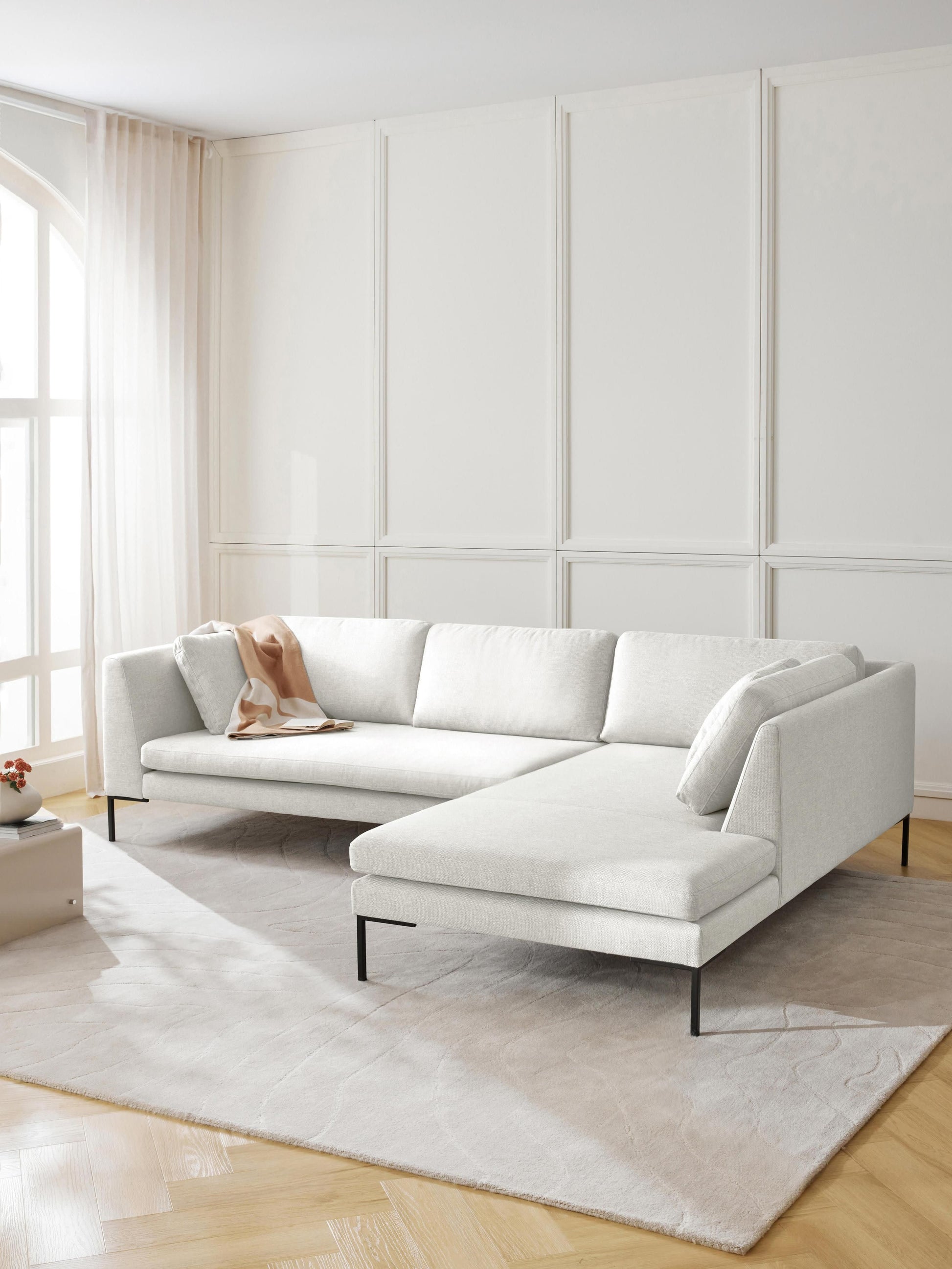 Emmarosi Corner Sofa with Metal Legs