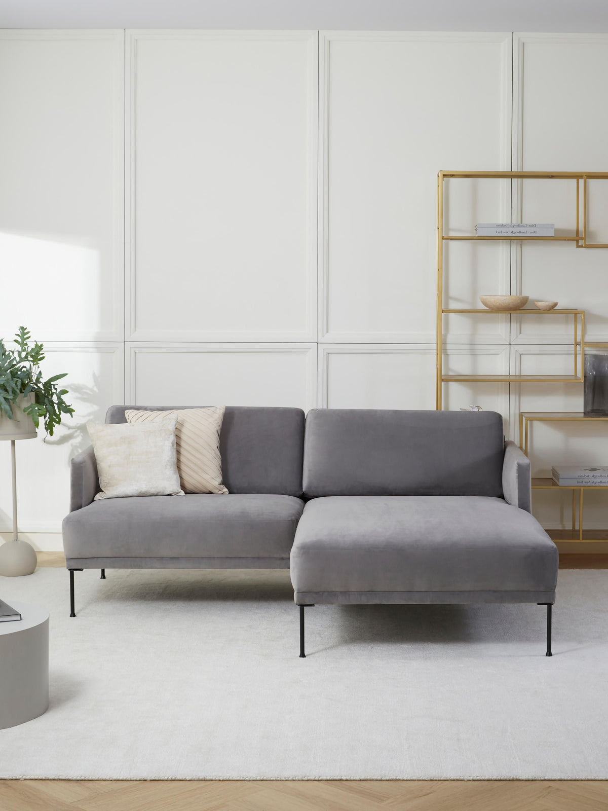 Fluvanni Small Corner Sofa in Velvet