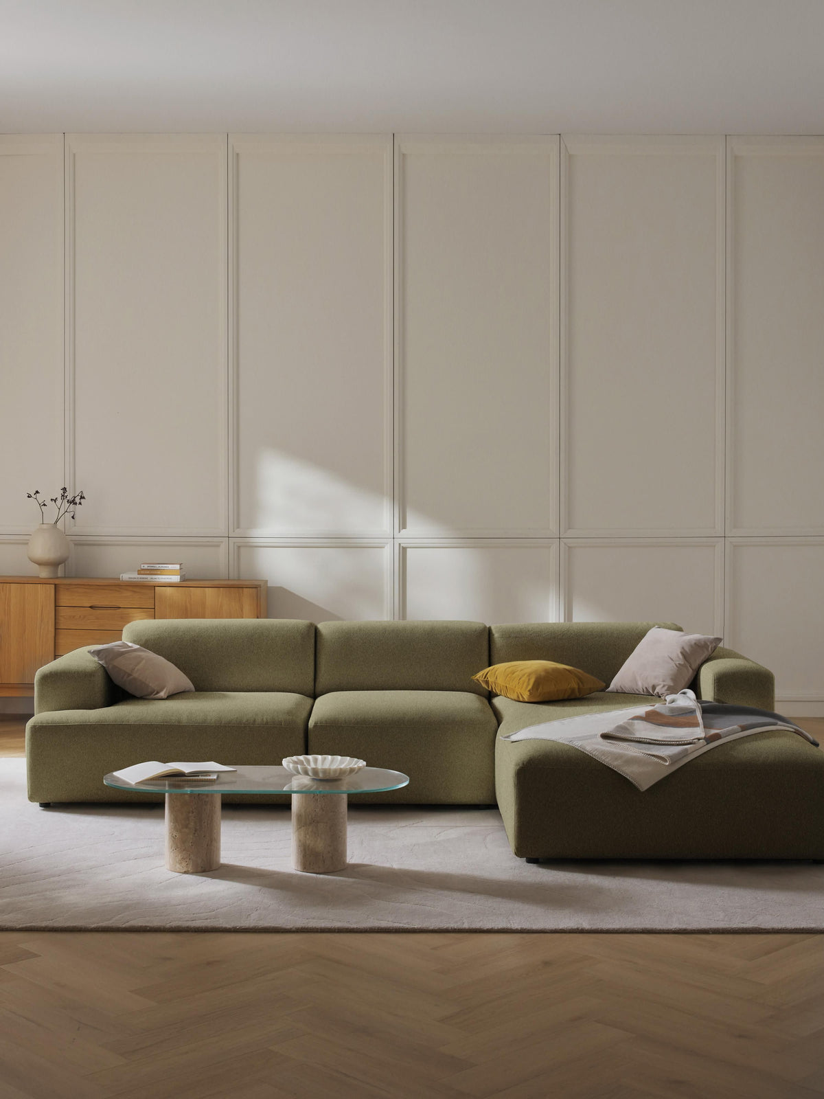 Melvasso 4-Seater Corner Sofa