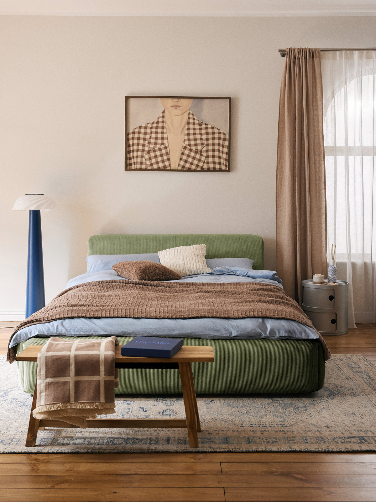 Melvasso Bed, Upholstered