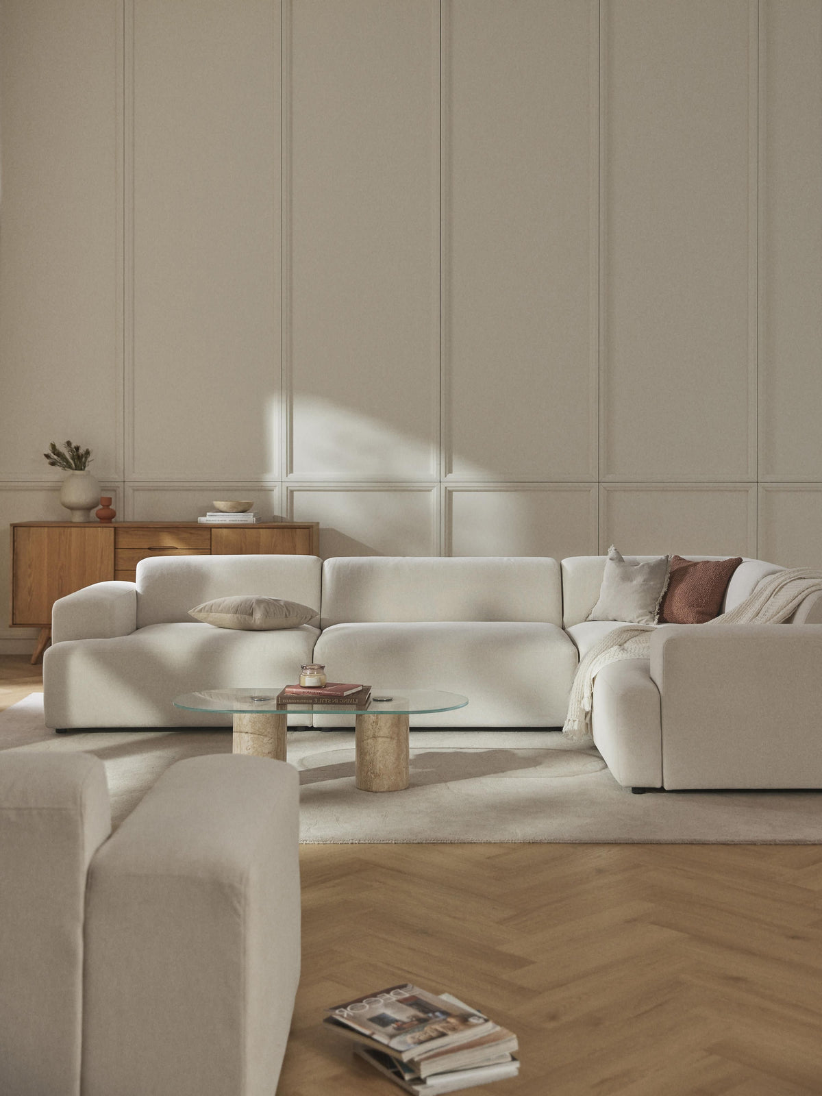 Melvasso Large Corner Sofa (4-Seater)