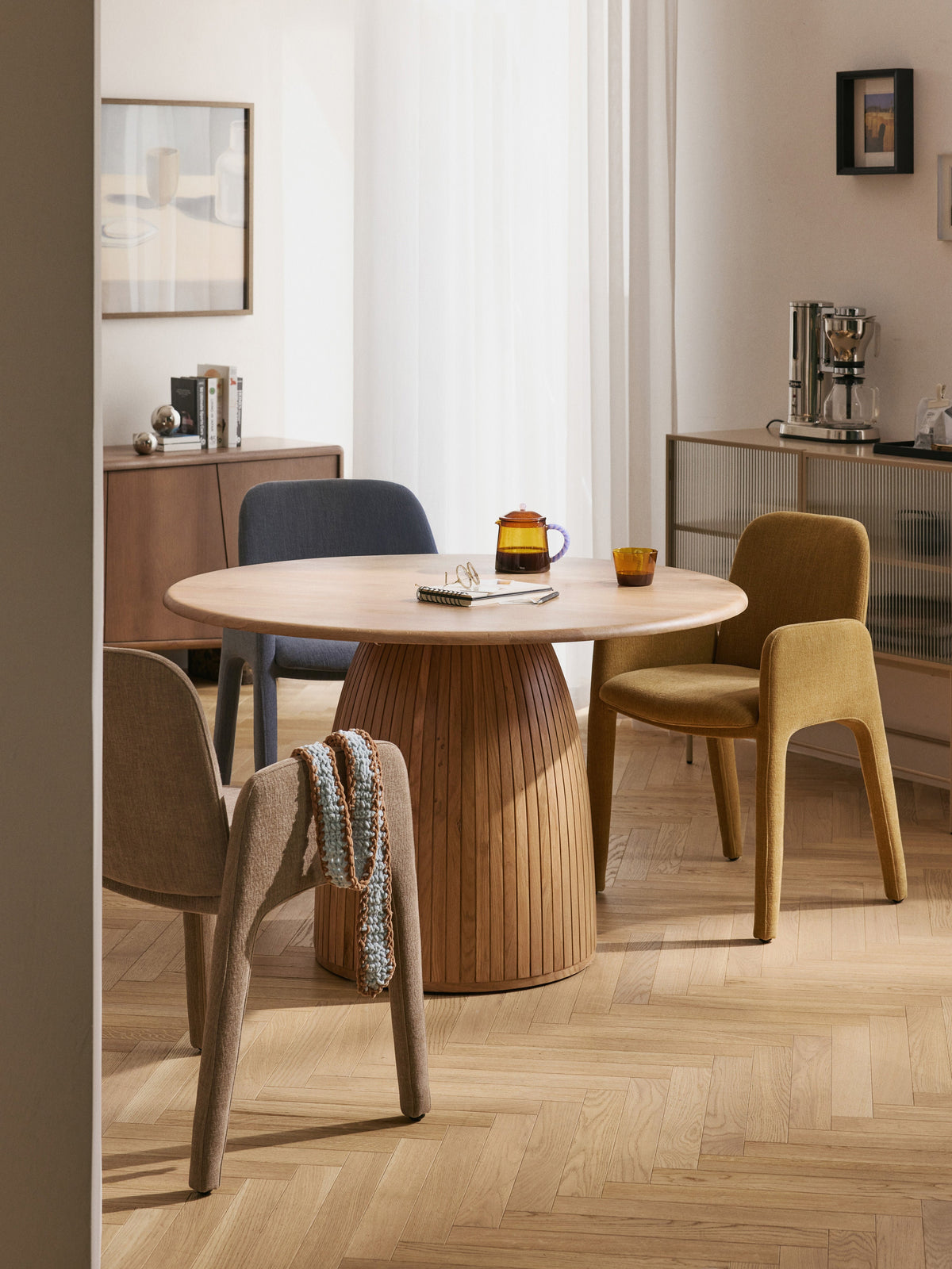 Nelmoro Round Dining Table with Fluted Texture, in Various Sizes