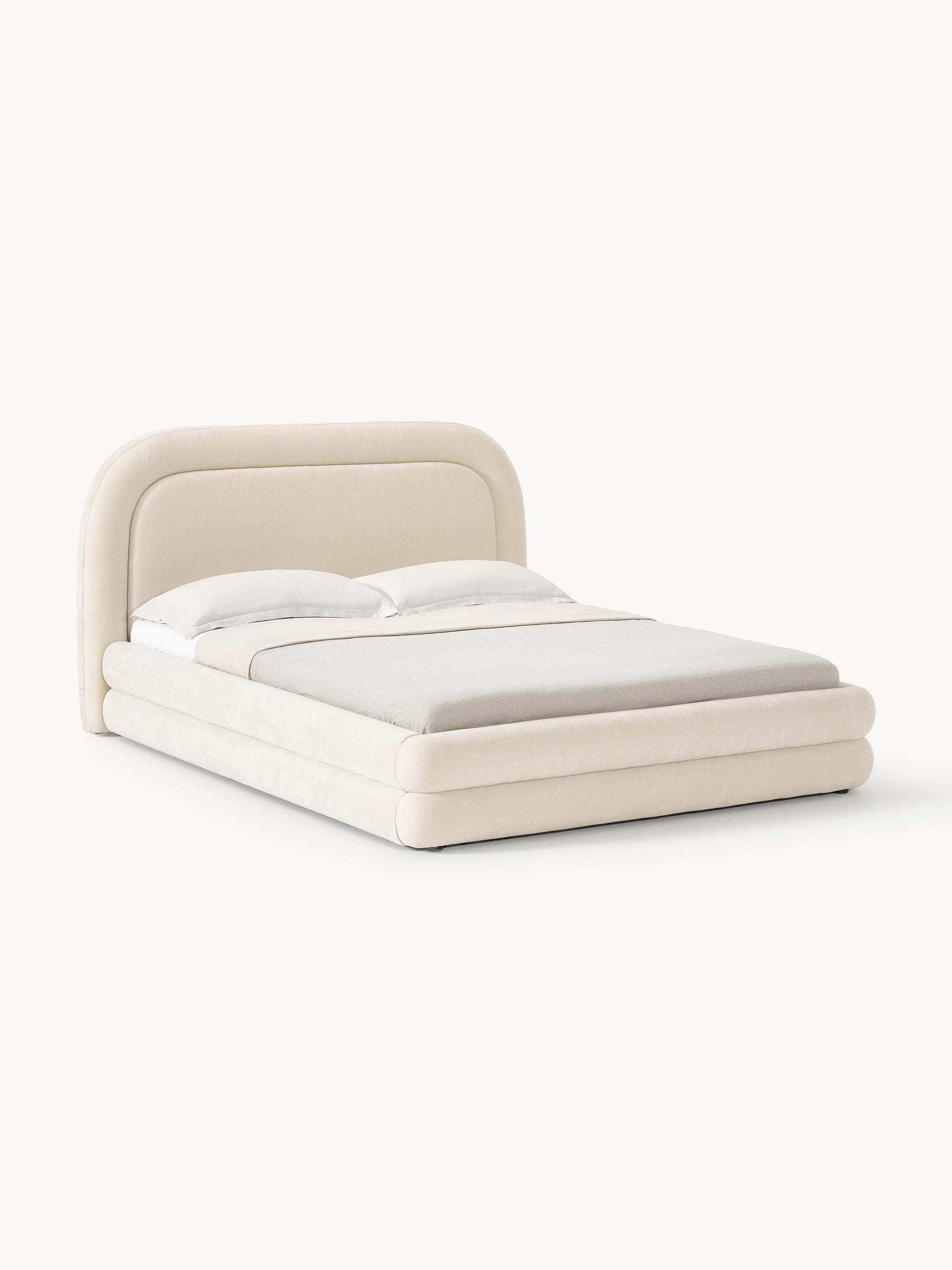 Soltrivo Upholstered Bed