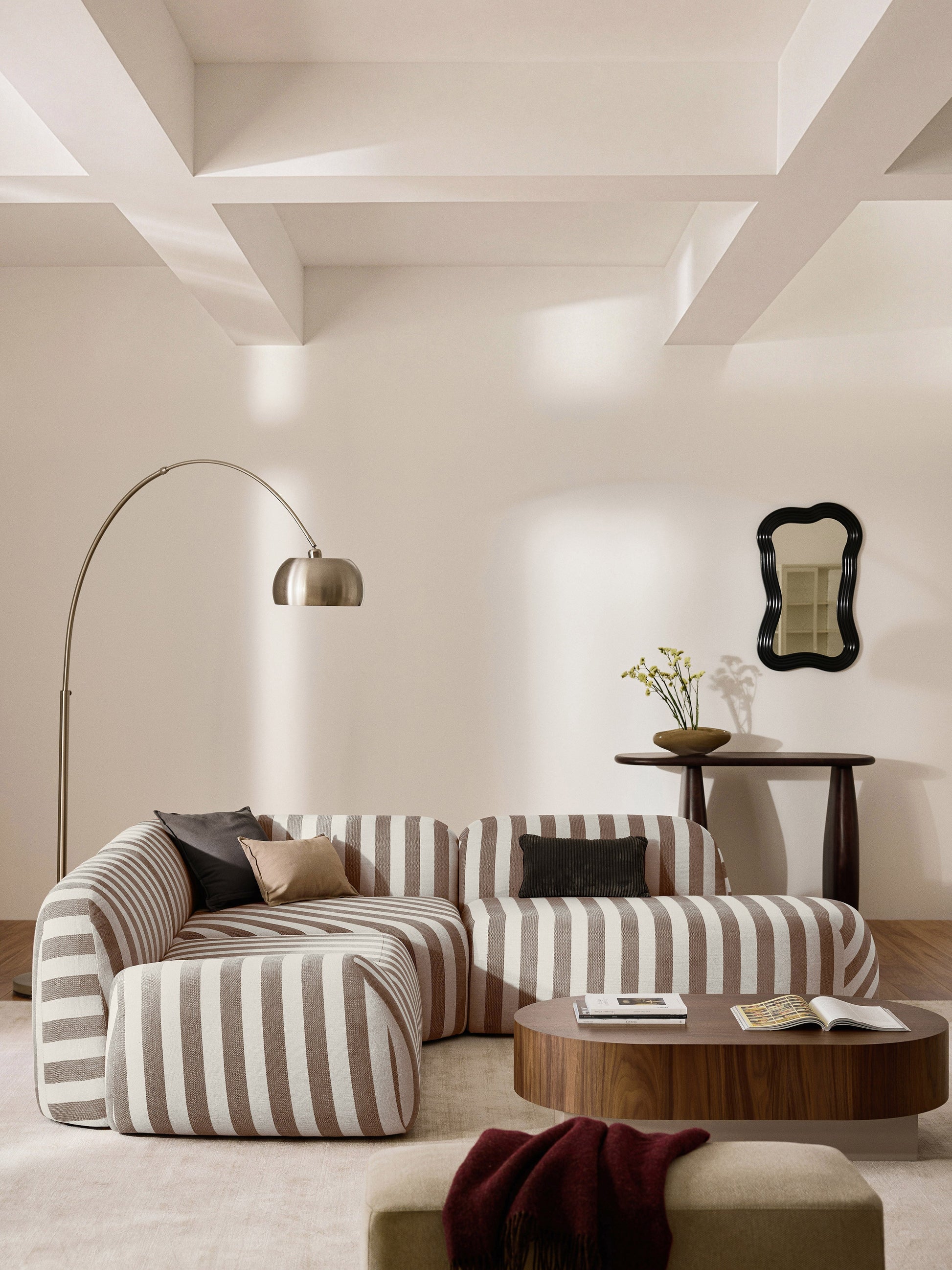 Wolquende Chaise Module, Striped