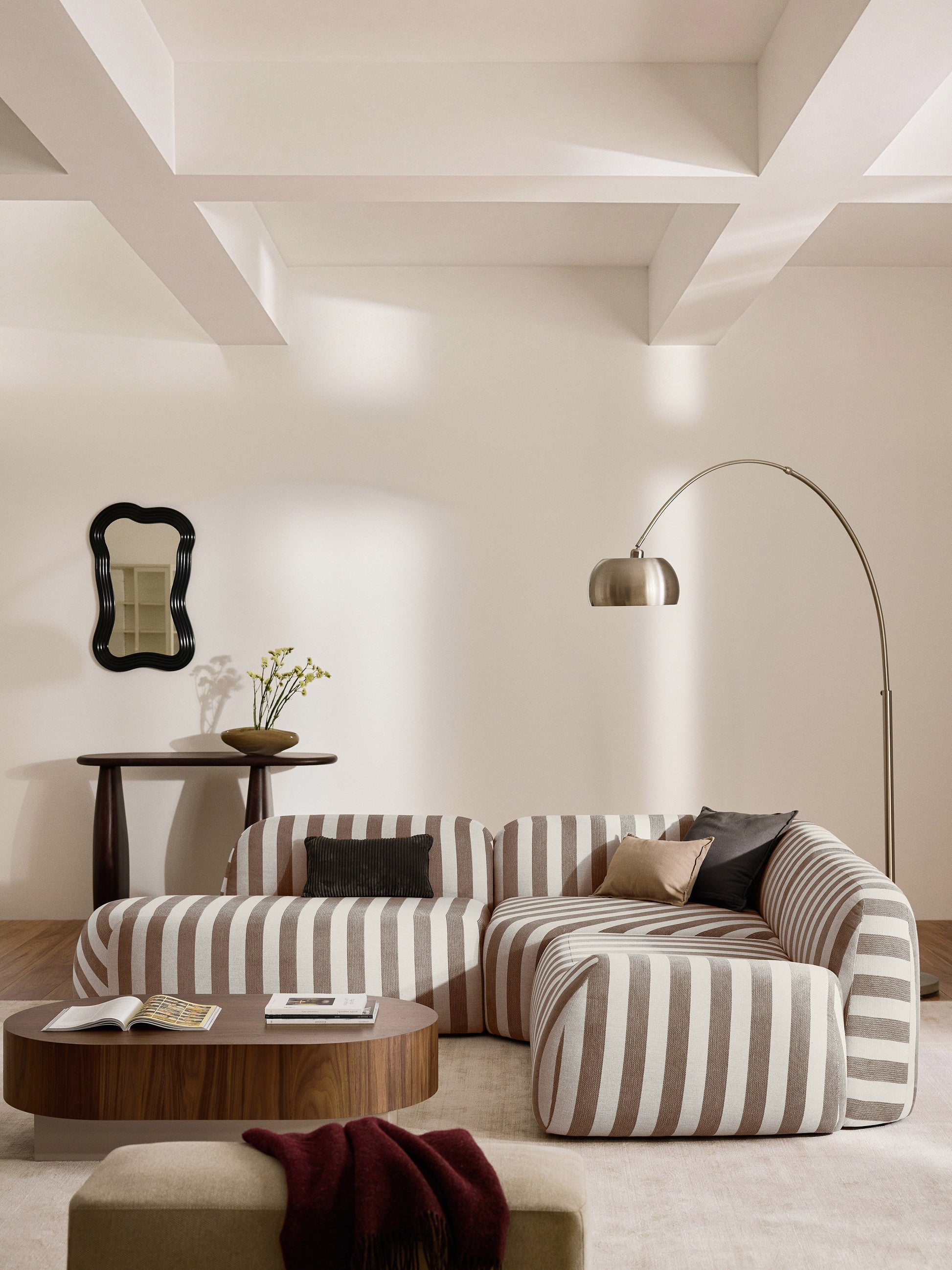 Wolquende Striped Modular Corner Sofa (4-Seater) with Chaise Longue
