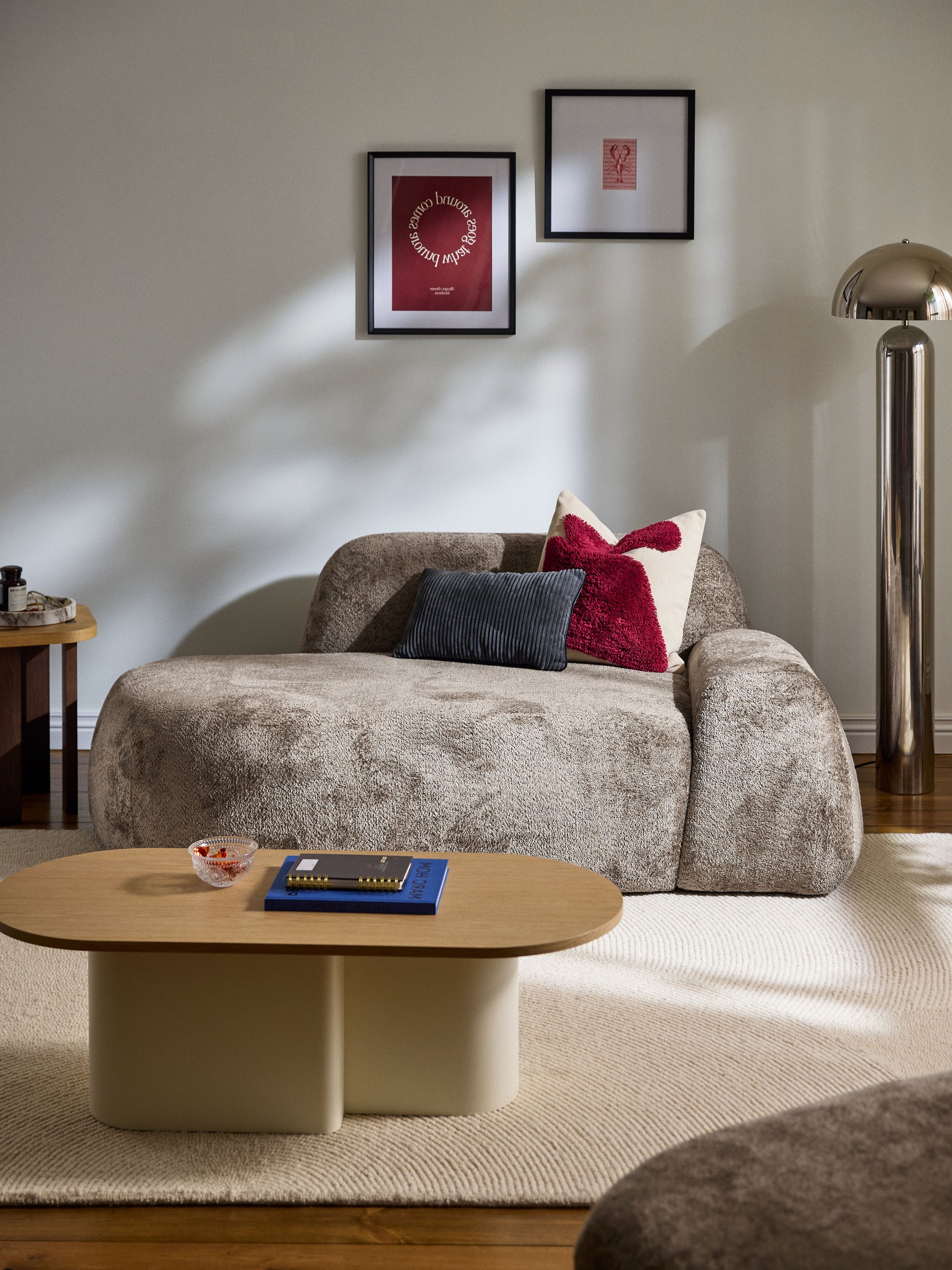 Wolquende Teddy Bouclé Sofa (2-Seater) with Chaise Longue